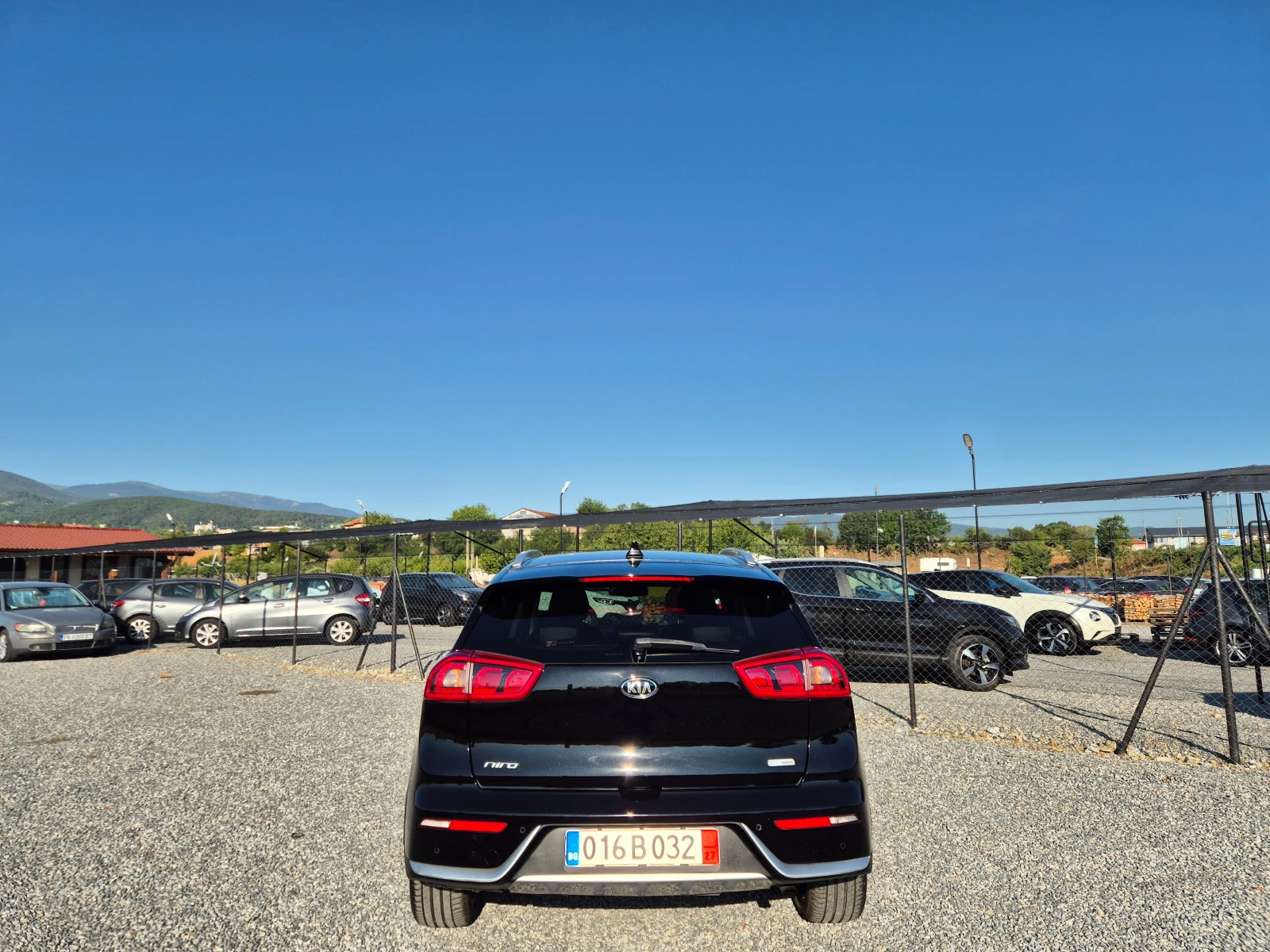 Kia Niro 1.6 EcoHybrit* NAVI* KAMERA* , снимка 5 - Автомобили и джипове - 55556055