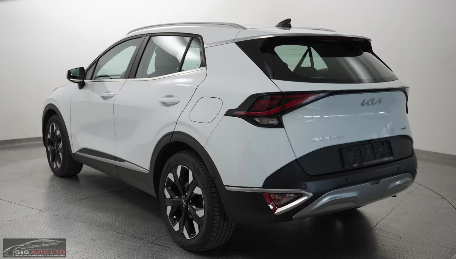 Kia Sportage PHEV/265HP/4WD/GT-LINE/CAM/KLESS/CPLAY/NAVI/588q, снимка 3 - Автомобили и джипове - 55654562