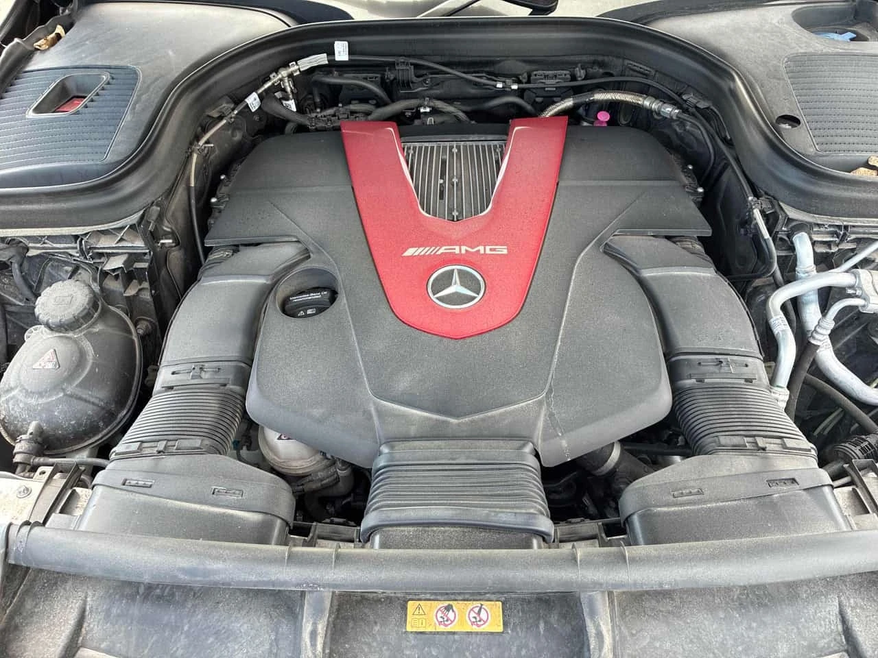 Mercedes-Benz GLC 43 AMG  * CARFAX * ОПЦИЯ ЗА ФИНАНСИРАНЕ, снимка 16 - Автомобили и джипове - 55777790