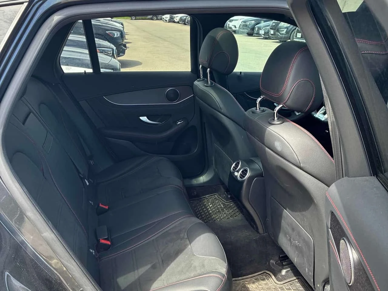 Mercedes-Benz GLC 43 AMG  * CARFAX * ОПЦИЯ ЗА ФИНАНСИРАНЕ, снимка 14 - Автомобили и джипове - 55777790