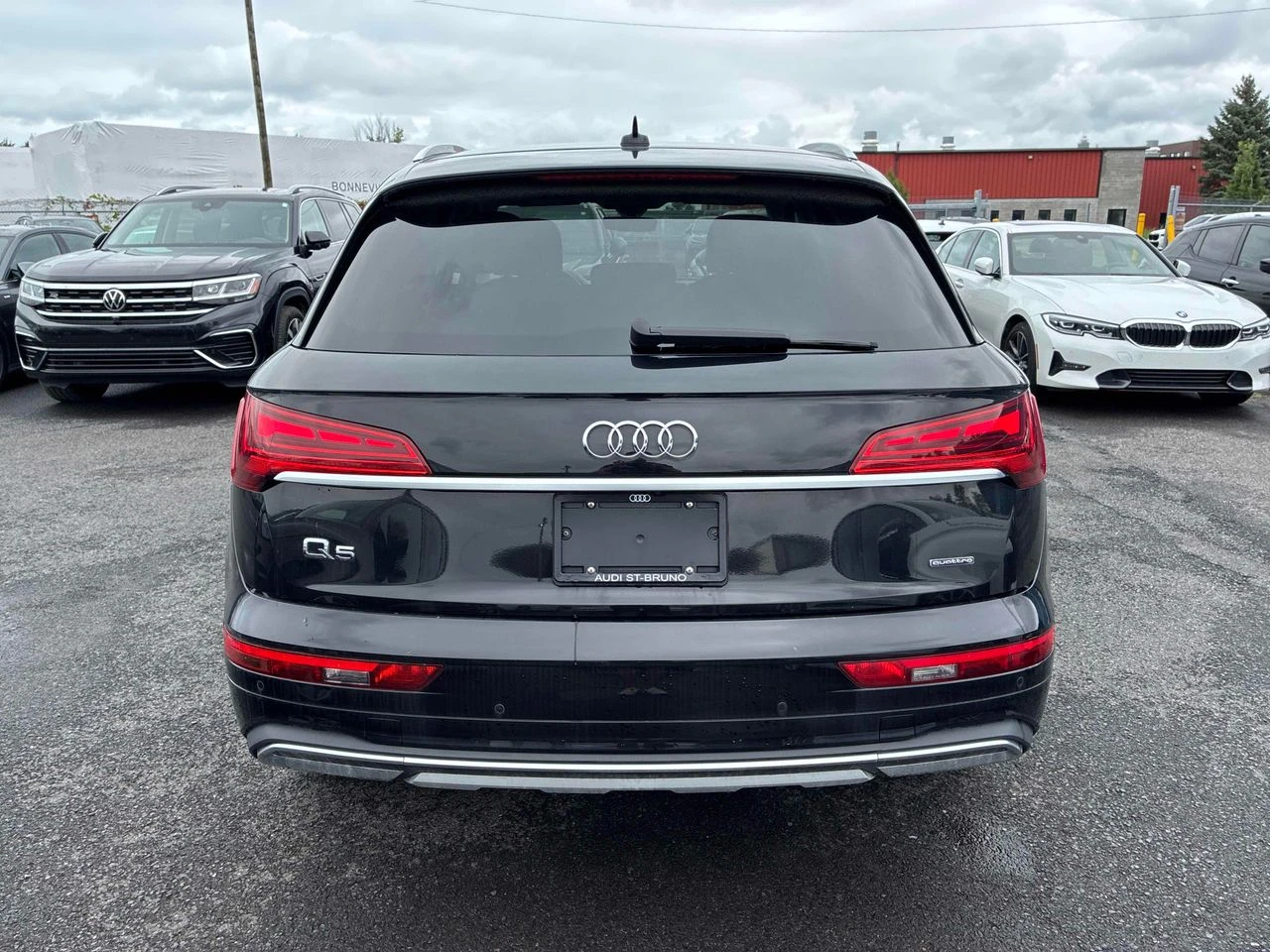 Audi Q5 Komfort, снимка 4 - Автомобили и джипове - 55800671