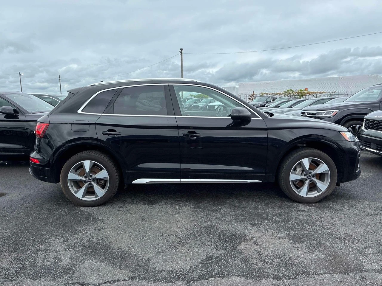 Audi Q5 Komfort, снимка 3 - Автомобили и джипове - 55800671