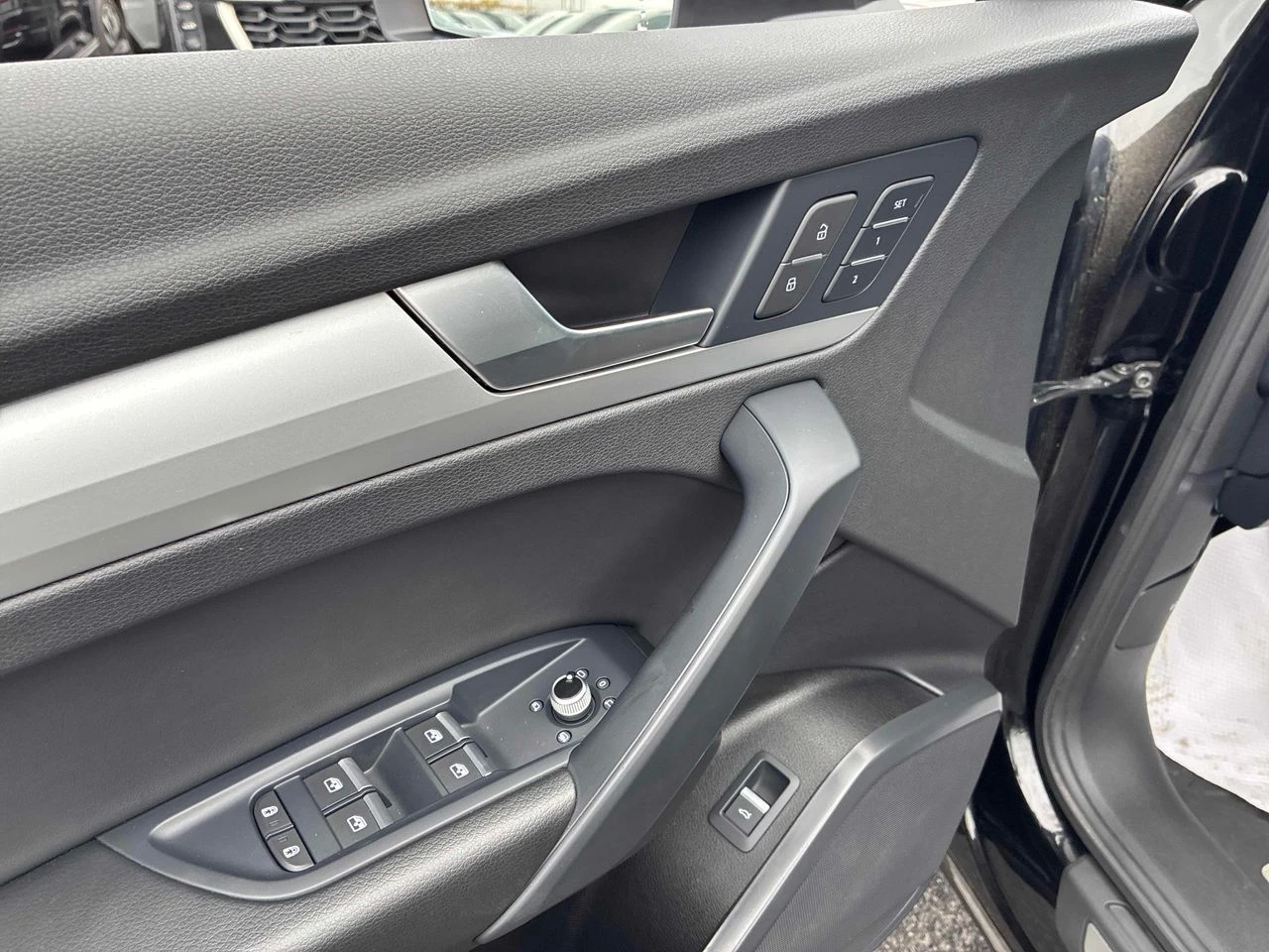 Audi Q5 Komfort, снимка 12 - Автомобили и джипове - 55800671