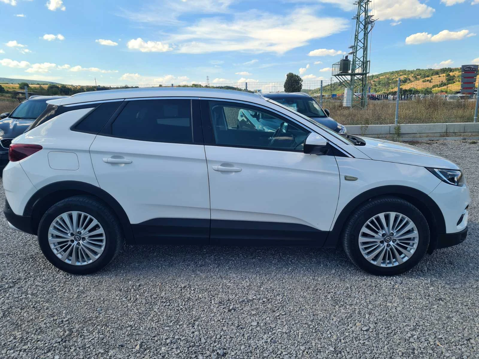 Opel Grandland X  Full extra, Automat, Android.6 turbo diese.120KS , снимка 12 - Автомобили и джипове - 55943896