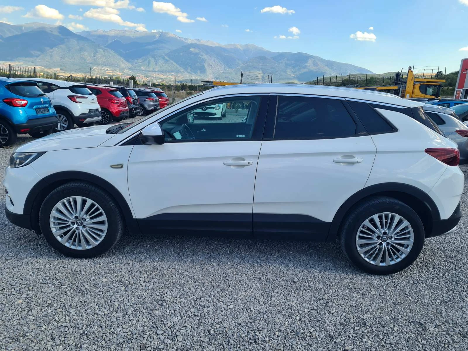 Opel Grandland X  Full extra, Automat, Android.6 turbo diese.120KS , снимка 8 - Автомобили и джипове - 55943896