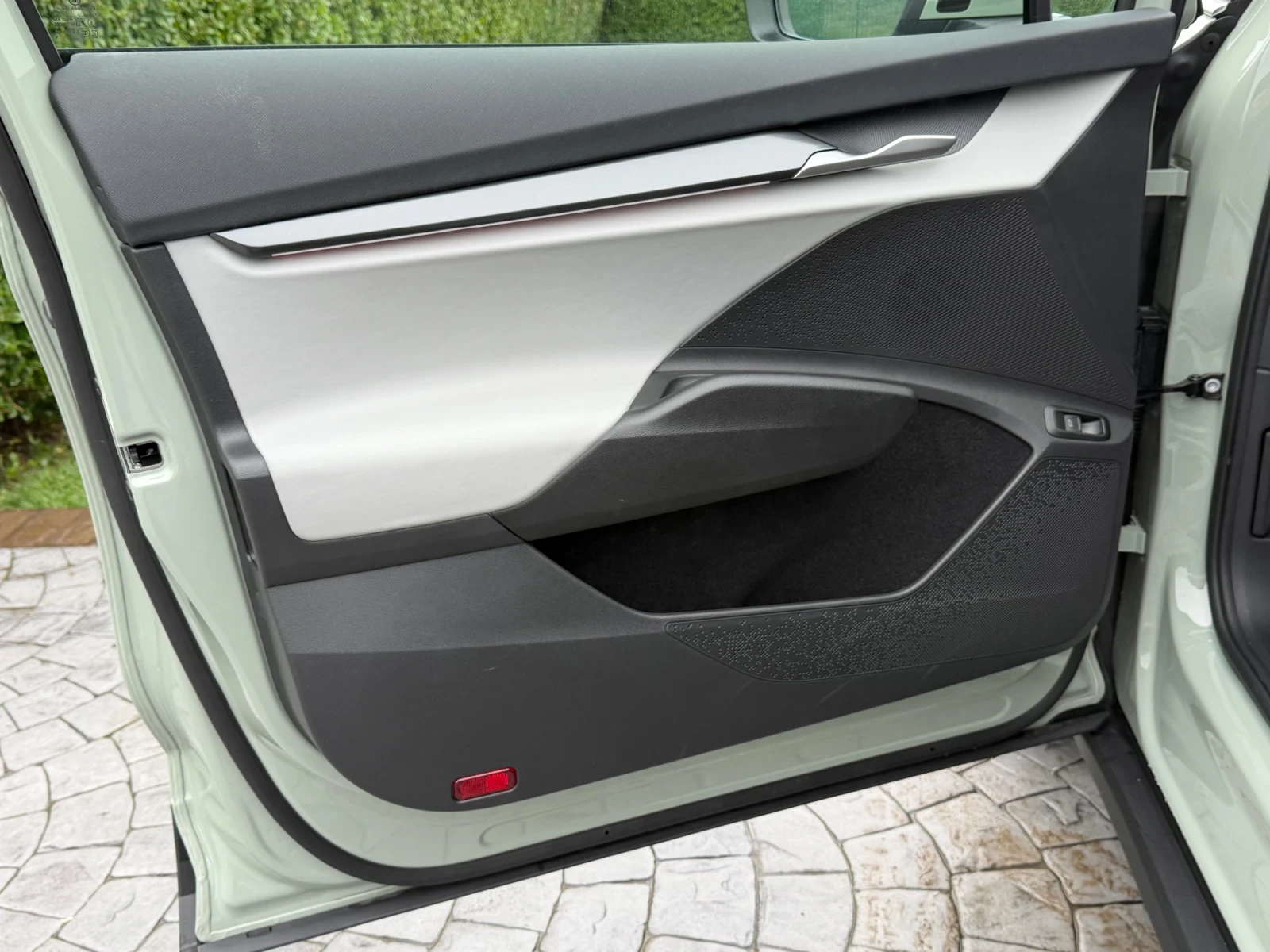 Skoda Elroq 50, снимка 7 - Автомобили и джипове - 56705266