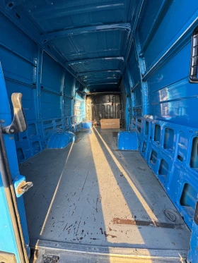 Обява за продажба на Iveco 35c18 3.0-КЛИМАТРОНИК-БЛОКАЖИ-КАМЕРА-MAXI ~15 999 лв. - изображение 7 | Auto.bg Обява за продажба на Iveco 35c18 3.0-КЛИМАТРОНИК-БЛОКАЖИ-КАМЕРА-MAXI ~15 999 лв. - изображение 7