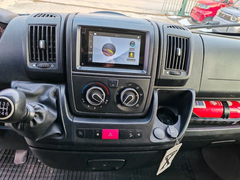 Peugeot Boxer, снимка 12 - Бусове и автобуси - 49290288