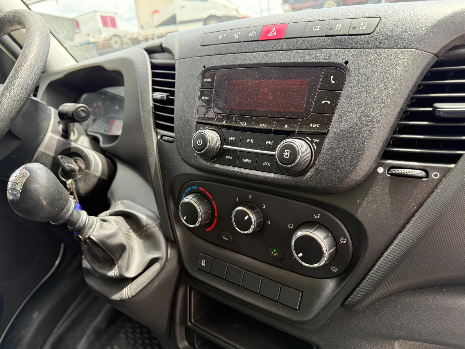 Iveco Daily 35-150 3.0HPI  3.5  +  3.90. uro 6 | Mobile.bg   14