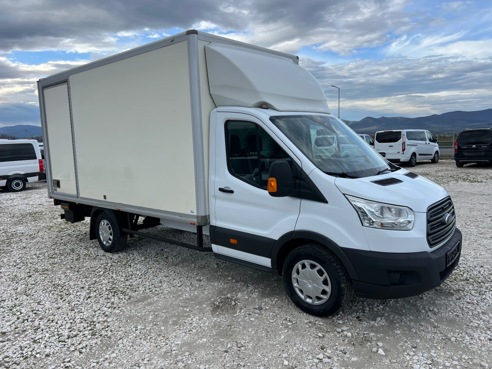 Ford Transit ФУРГОН - ПАДАЩ БОРД, снимка 2 - Бусове и автобуси - 54151490