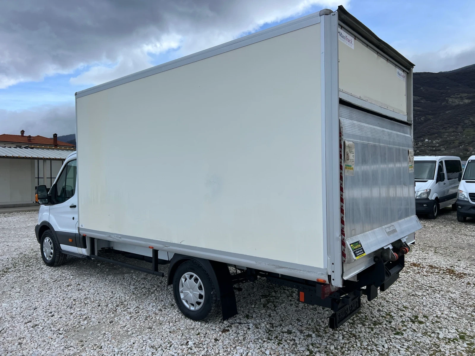 Ford Transit ФУРГОН - ПАДАЩ БОРД, снимка 8 - Бусове и автобуси - 54151490