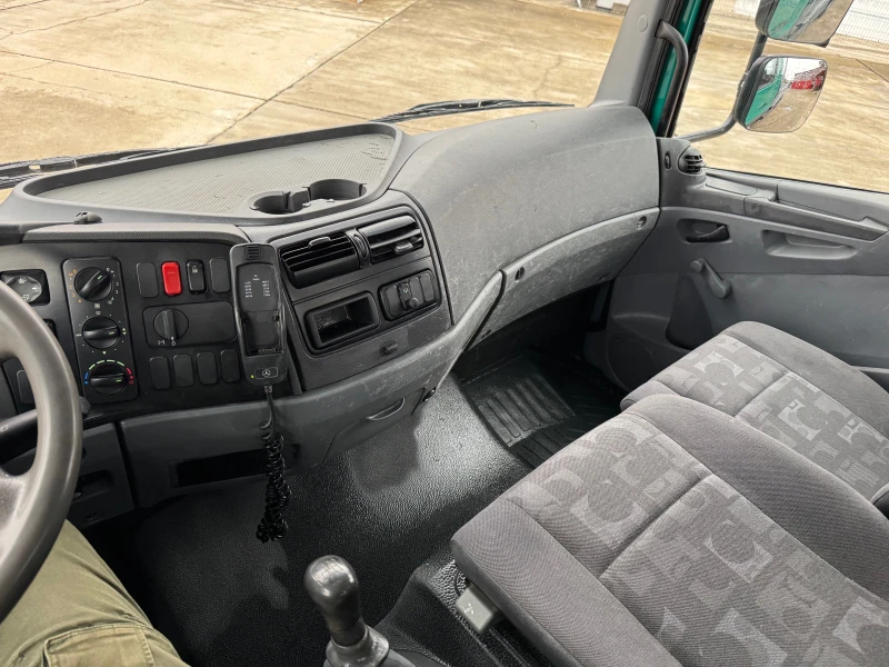 Mercedes-Benz Atego 818 , тристранен самосвал , снимка 14 - Камиони - 47980221