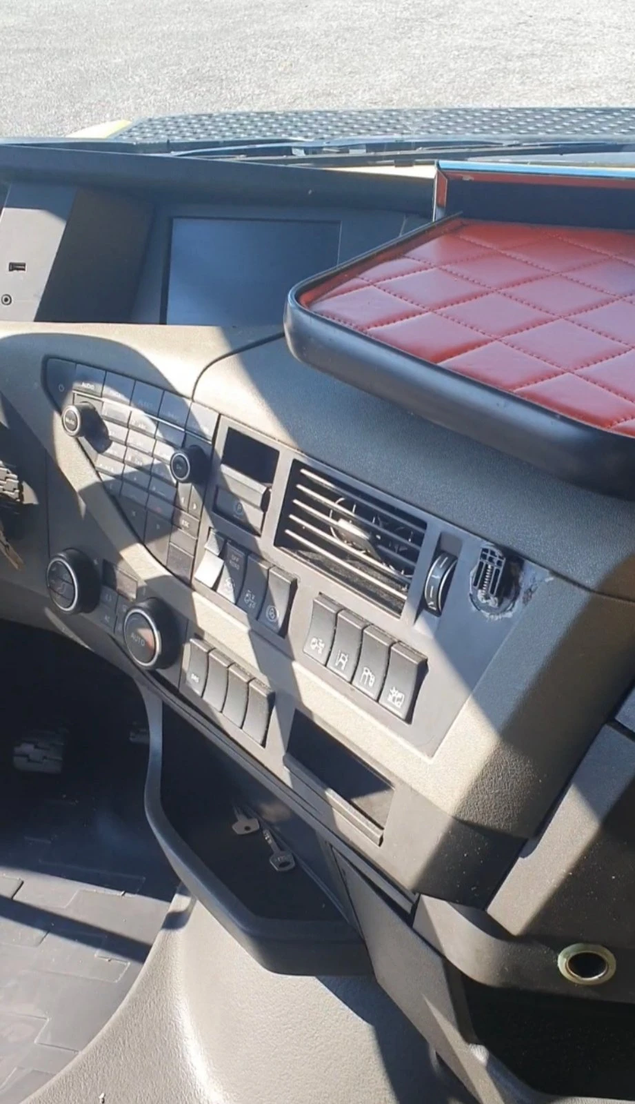 Volvo Fh 460 Mega, снимка 9 - Камиони - 54828068