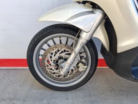 Piaggio Beverly 300, снимка 7
