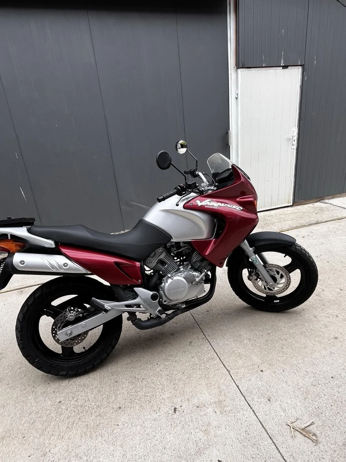 Honda Varadero 125, снимка 2 - Мотоциклети и мототехника - 54643662