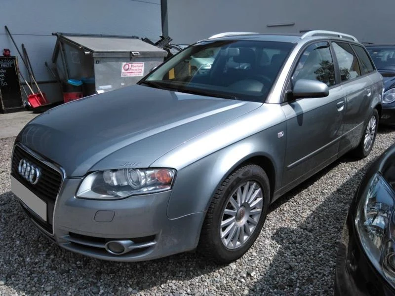 Рама и Каросерия за Audi A4, снимка 1 - Части - 46033065