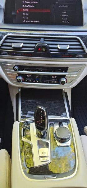 BMW 740 LD* XDrive* 4xTV* Laser* B&W* CarbonCore* БАРТЕР* , снимка 11