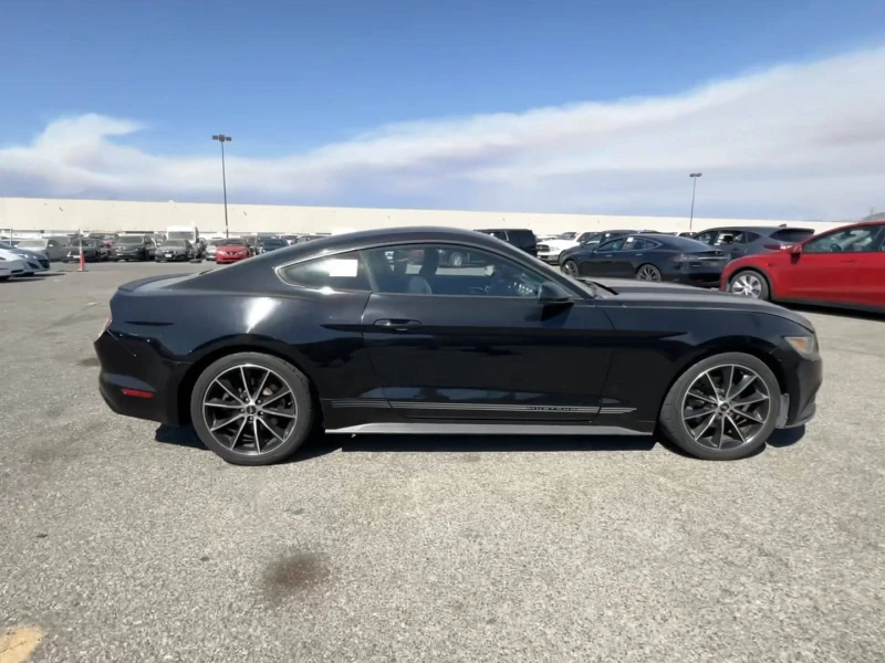 Ford Mustang EcoBoost Coupe, снимка 4 - Автомобили и джипове - 47280771