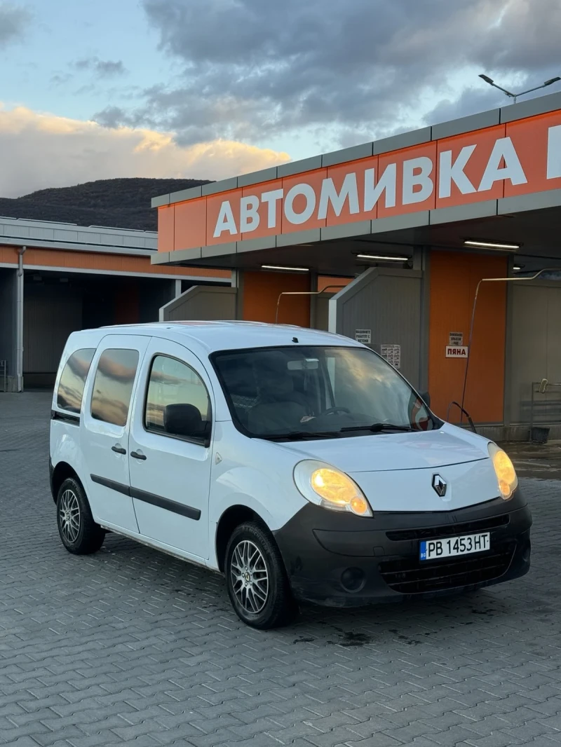 Renault Kangoo, снимка 1 - Автомобили и джипове - 48079780