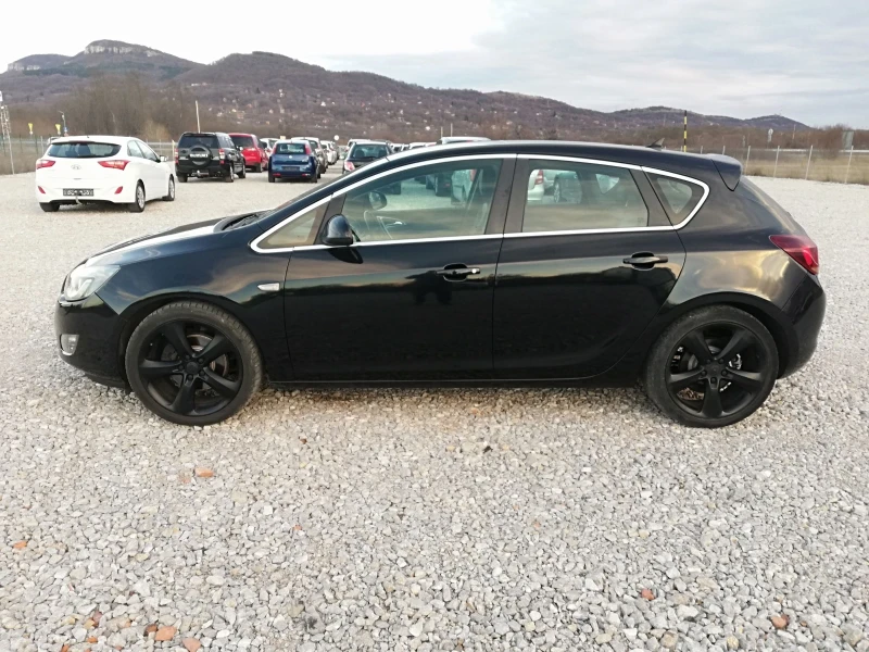 Opel Astra 1.6T kli navi GAZ, снимка 3 - Автомобили и джипове - 48672905