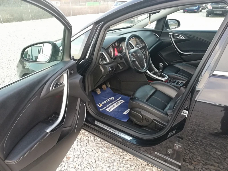 Opel Astra 1.6T kli navi GAZ, снимка 9 - Автомобили и джипове - 48672905