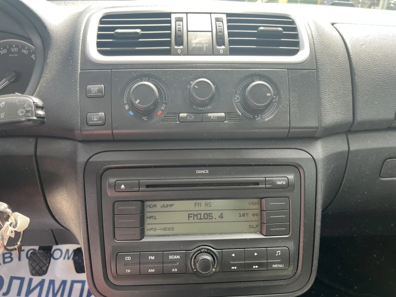 Skoda Fabia 1.4 - Бензин, снимка 10 - Автомобили и джипове - 50176790