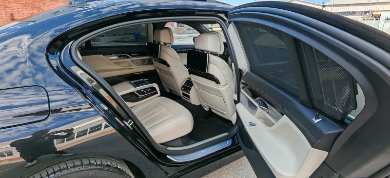 BMW 740 LD* XDrive* 4xTV* Laser* B&W* CarbonCore* БАРТЕР* , снимка 15 - Автомобили и джипове - 51895382