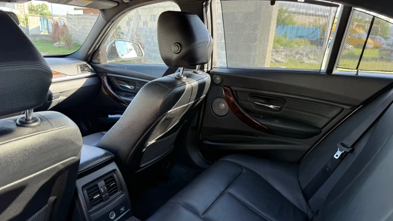 BMW 330 330d, снимка 15 - Автомобили и джипове - 51106622