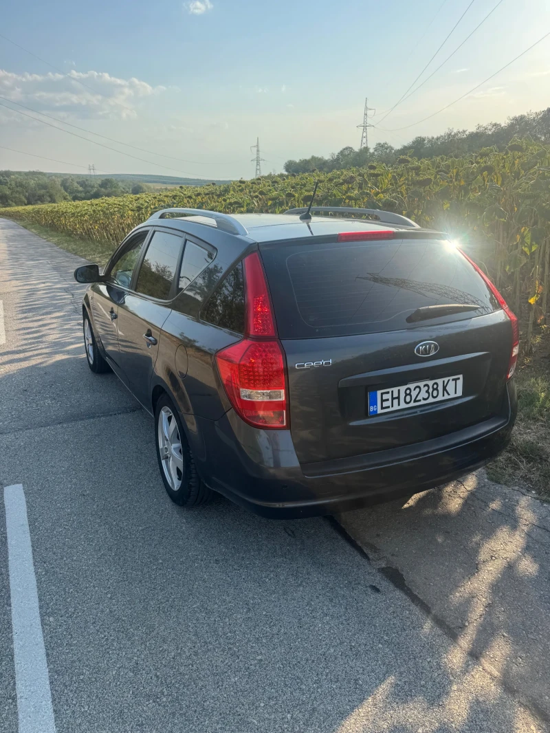 Kia Ceed ГАЗ - БЕНЗИН, снимка 4 - Автомобили и джипове - 52640145