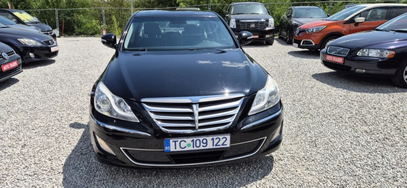 Hyundai Genesis 3.8-335кс.автомат, снимка 2 - Автомобили и джипове - 51187434