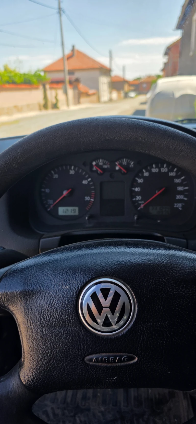 VW Golf 1.9 tdi 4/4, снимка 8 - Автомобили и джипове - 52005493