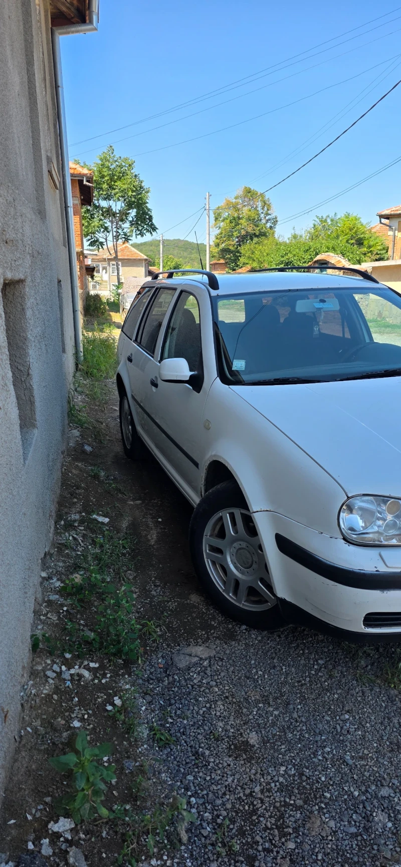 VW Golf 1.9 tdi 4/4, снимка 2 - Автомобили и джипове - 52005493