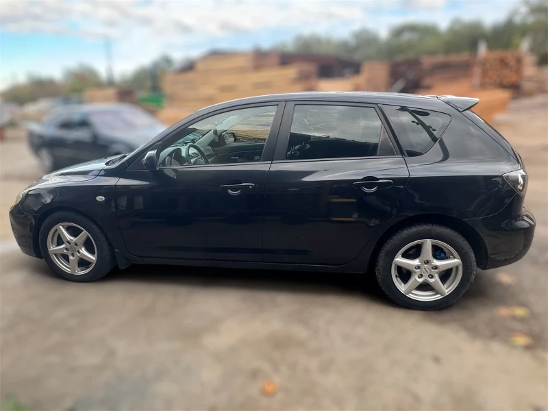 Mazda 3 2.0d FACELIFT , снимка 9 - Автомобили и джипове - 52217905