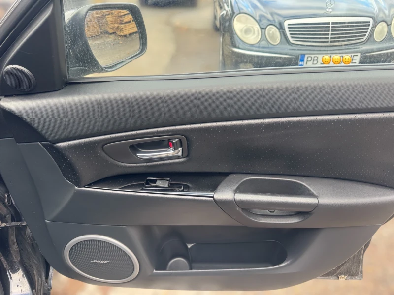 Mazda 3 2.0d FACELIFT , снимка 11 - Автомобили и джипове - 52217905