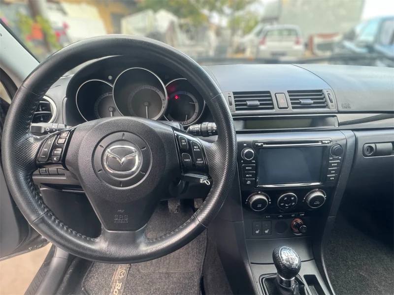 Mazda 3 2.0d FACELIFT , снимка 16 - Автомобили и джипове - 52217905