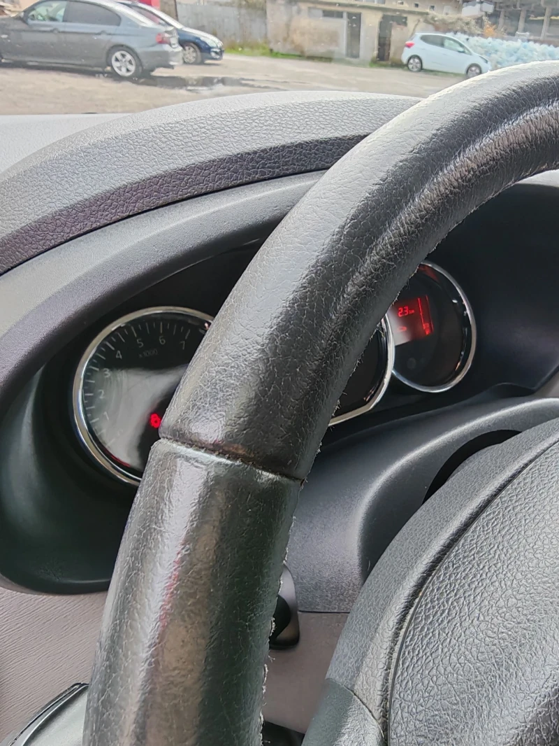 Dacia Lodgy 1.5dci EURO 6B NAVI, снимка 11 - Автомобили и джипове - 52369632