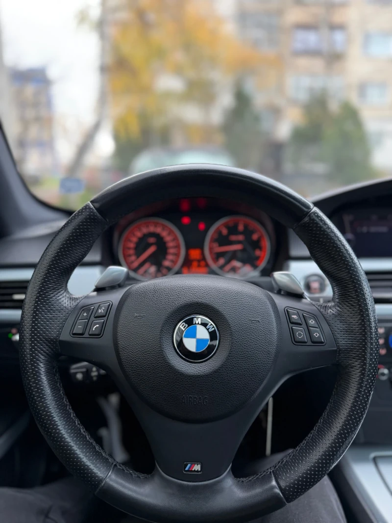 BMW 330 D, снимка 11 - Автомобили и джипове - 52647814