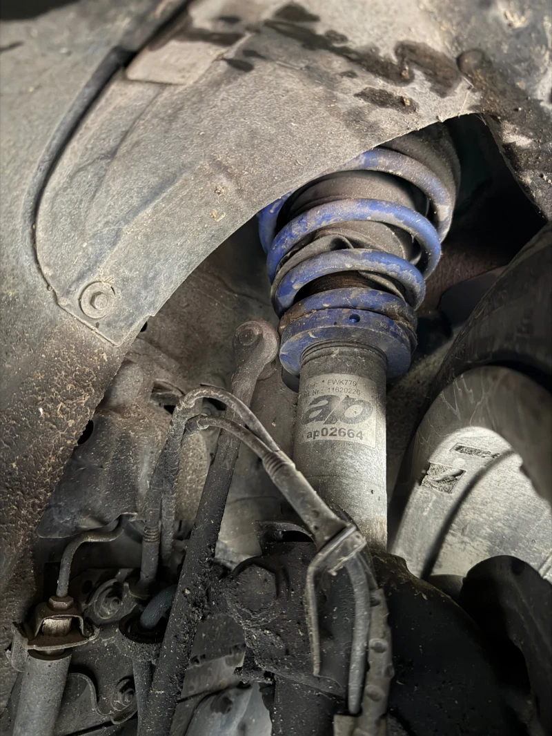 BMW 330 D, снимка 16 - Автомобили и джипове - 52647814