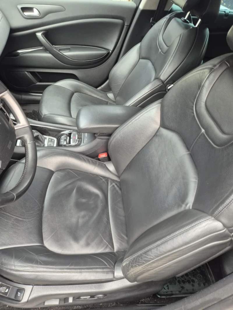 Citroen C5 2.2HDI Exclusive, снимка 8 - Автомобили и джипове - 52669324