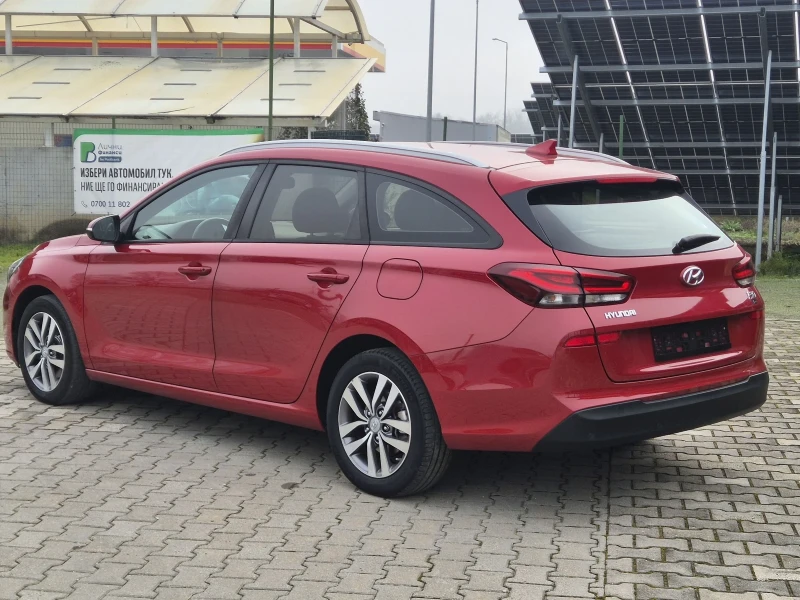 Hyundai I30 1.6crdi 110к.с., снимка 10 - Автомобили и джипове - 52846213