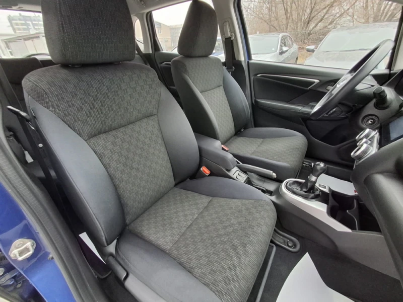 Honda Jazz 1.3 i-VTEC Comfort MT, снимка 15 - Автомобили и джипове - 52874373