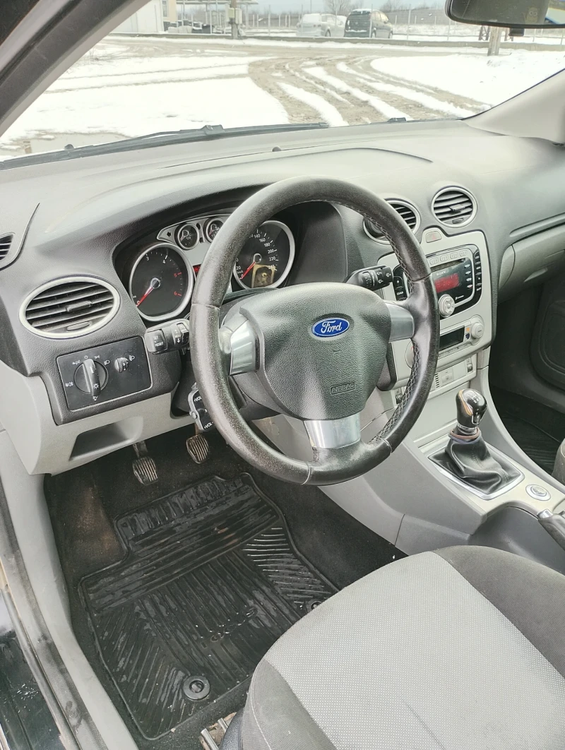 Ford Focus 1.6 тдци 109к.с., снимка 7 - Автомобили и джипове - 53034221