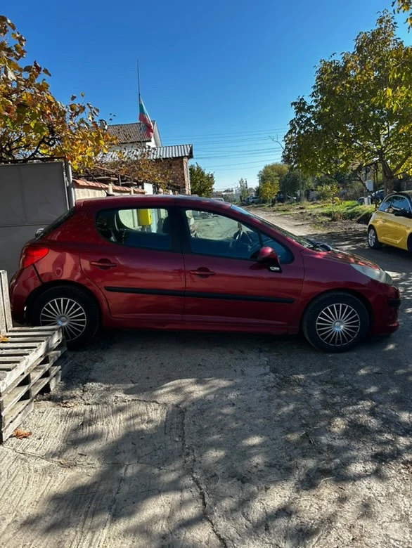 Peugeot 207 Бензин/газ, снимка 4 - Автомобили и джипове - 47739234