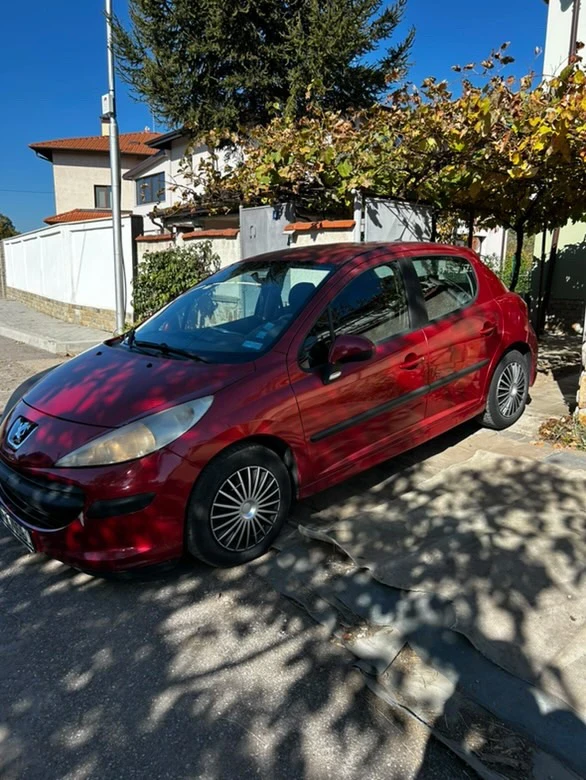 Peugeot 207 Бензин/газ, снимка 2 - Автомобили и джипове - 47739234