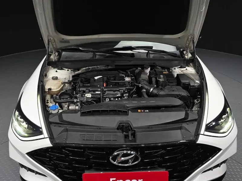 Hyundai Sonata 1.6 Turbo Premium Plus, снимка 6 - Автомобили и джипове - 56130634