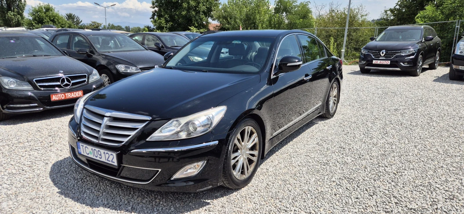 Hyundai Genesis 3.8-335кс.автомат, снимка 1