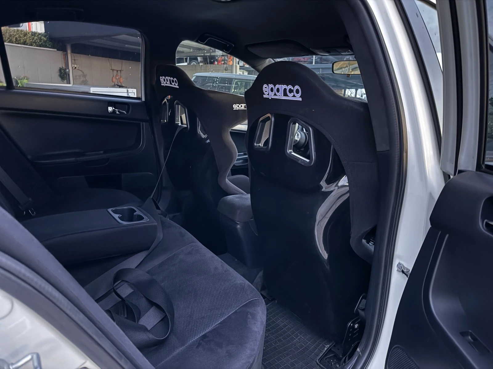 Mitsubishi Lancer Evolution X  | Mobile.bg — изображение 12