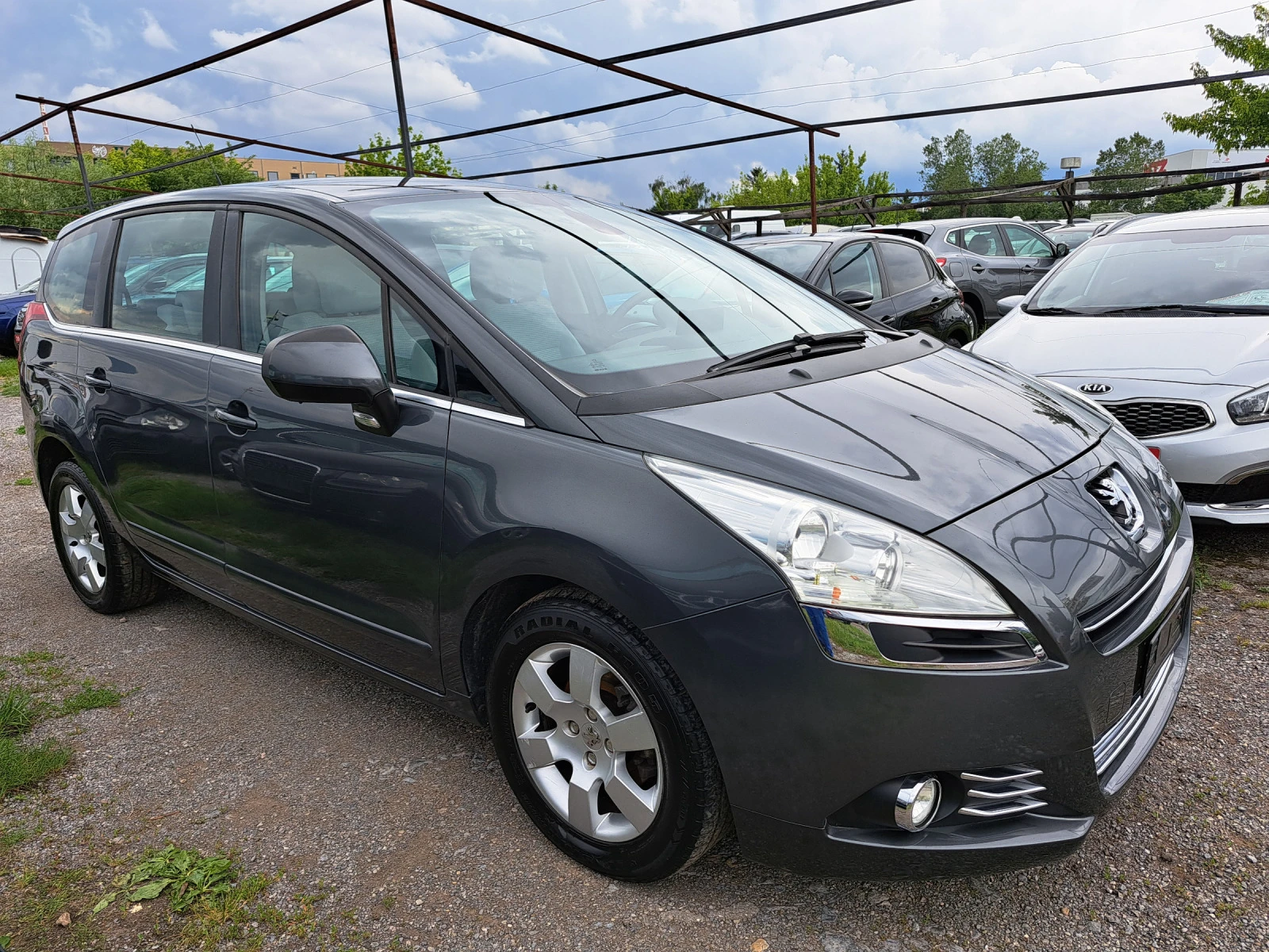 Peugeot 5008 1.6HDI 109p.s FACE, NAVI, LED, 7м - изображение 3