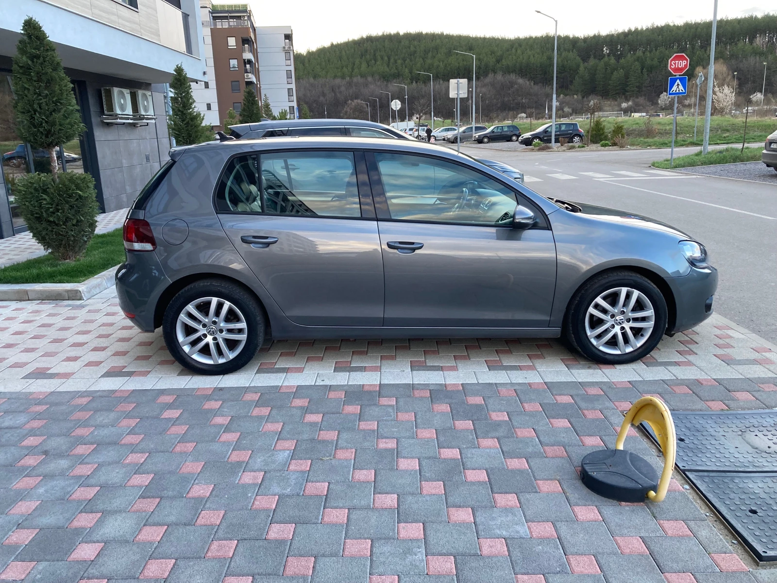 VW Golf 2.0TDI AVTOMATIK - изображение 4