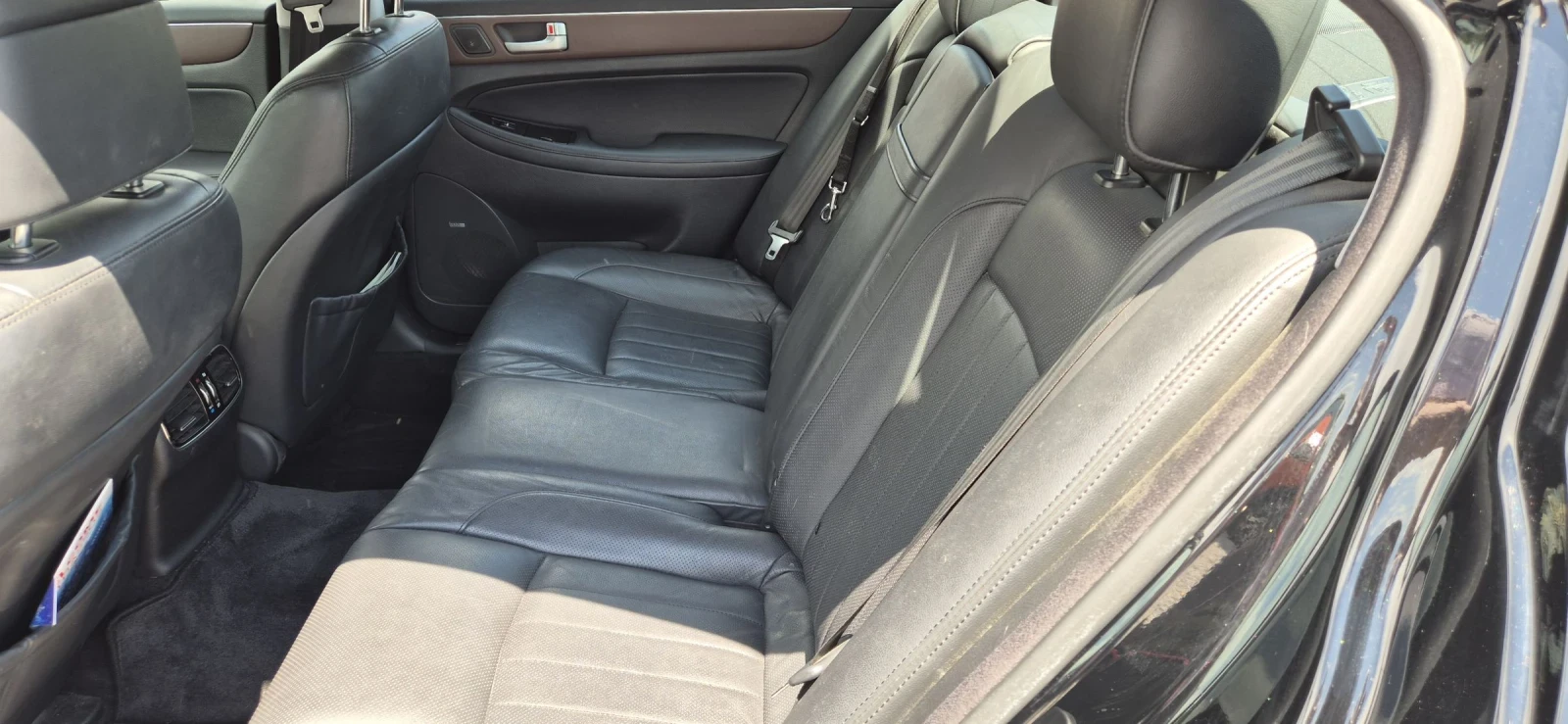 Hyundai Genesis 3.8-246кс.автомат - изображение 9
